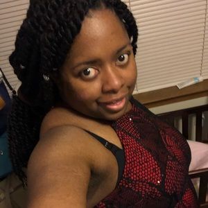 Meet your Posher, Althea